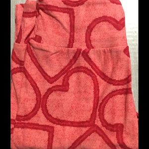 LLR VALENTINE OS LEGGINGS. NEW, never worn